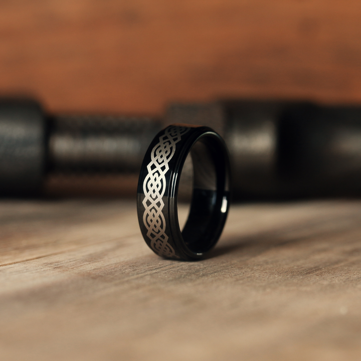 Men's Celtic Knot Wedding Band In Black