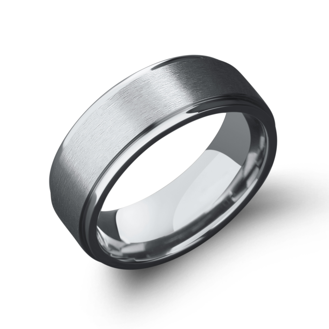 8mm Titanium Ring With Polished Outer Edges and a Matte Center