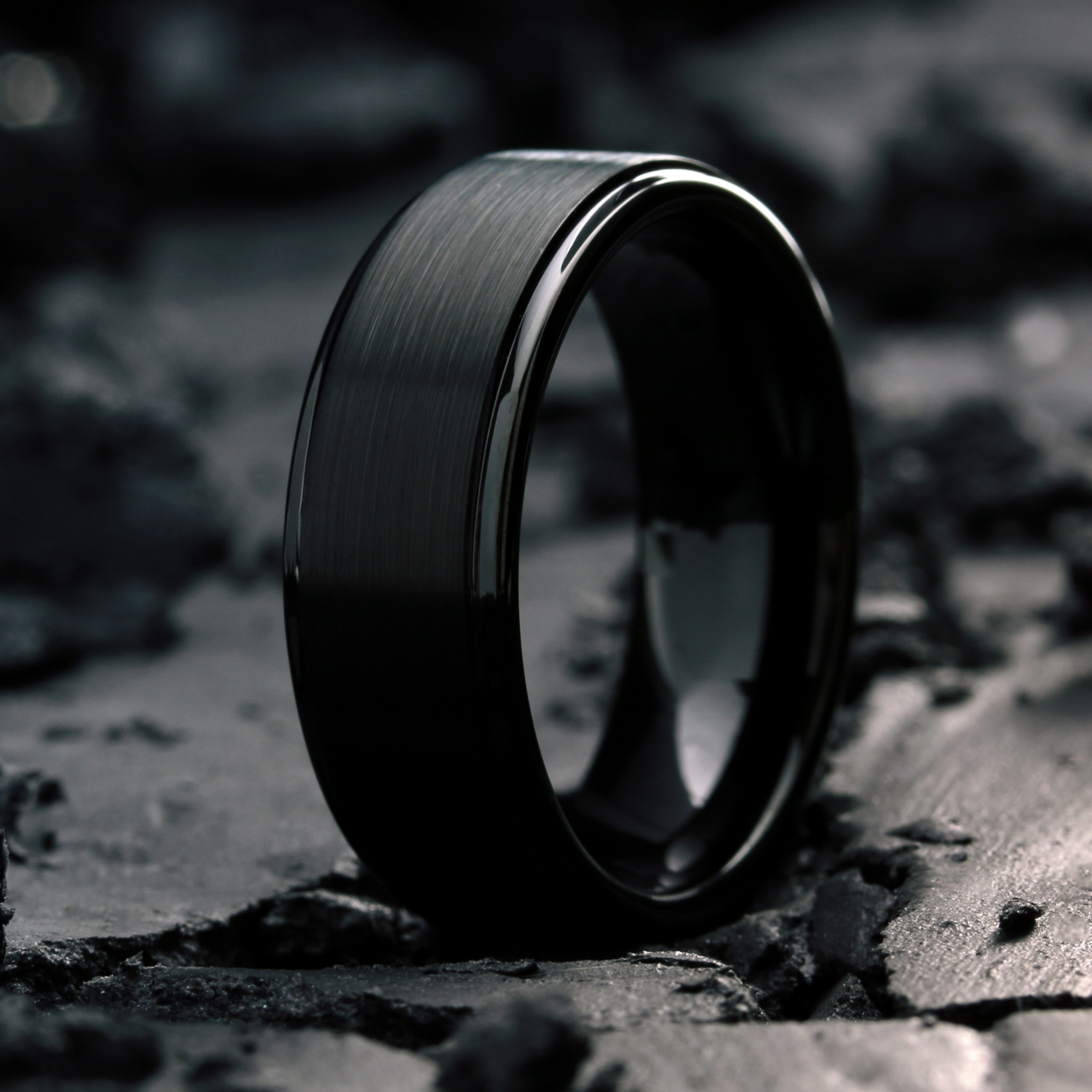 8mm Tungsten Carbide Men's Wedding Band – Never Tarnish – Silver Polish – Size Q