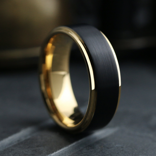Men s Gold Wedding Bands Men s Gold and Yellow Gold Wedding Rings