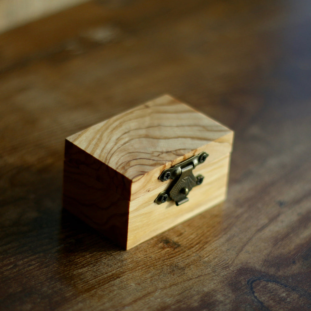 Olive Wood Ring Box - Add a Personal Message