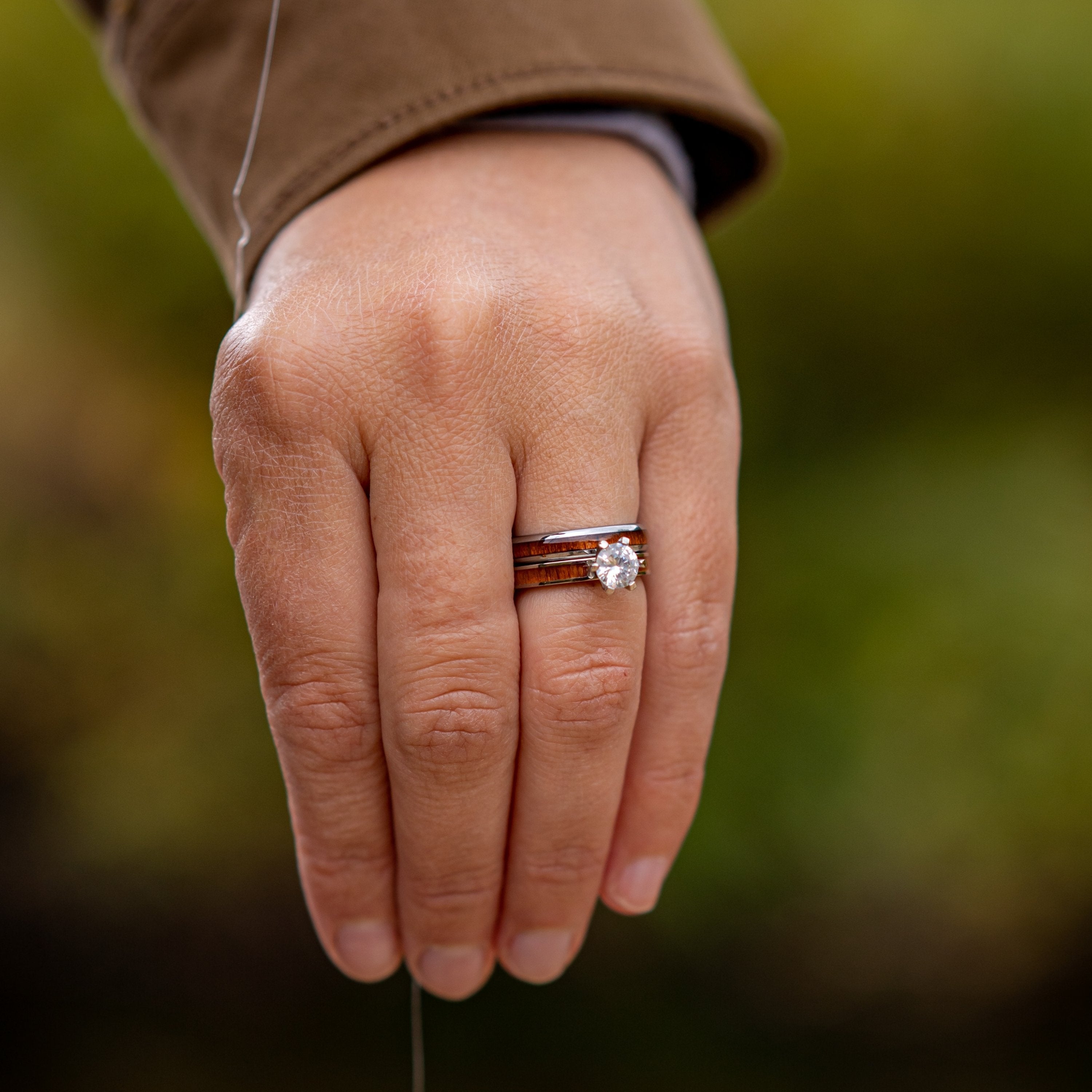 Wooden wedding rings 2025 with diamonds